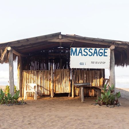 Hotel Tres Santos Troncones Eksteriør billede