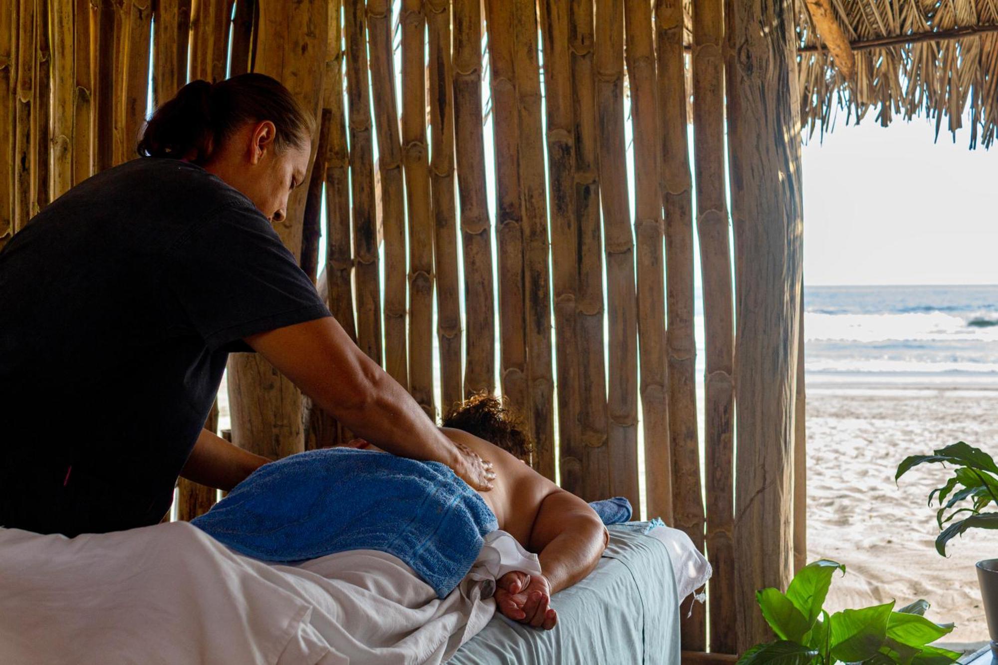 Hotel Tres Santos Troncones Eksteriør billede